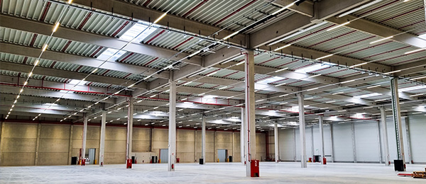 Beleuchtungen / Hallen